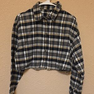 Plaid Cropped Button-Up Shirt
